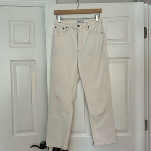 Abercrombie and Fitch The Ankle Straight Jeans in Ultra High Rise Size 8R Ecru